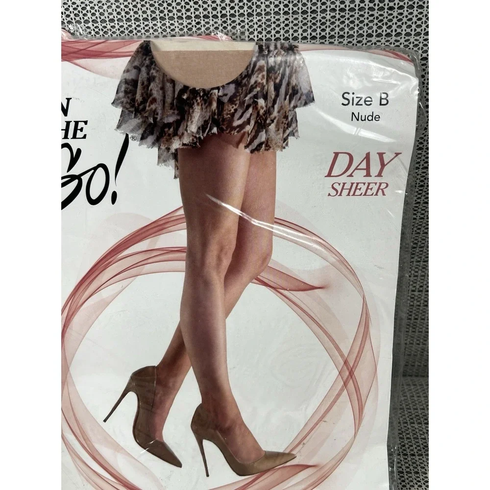 On the Go (3 Pack)Women's‎ Nude Day Sheer Pantyhose - Invisible Toe - Size B